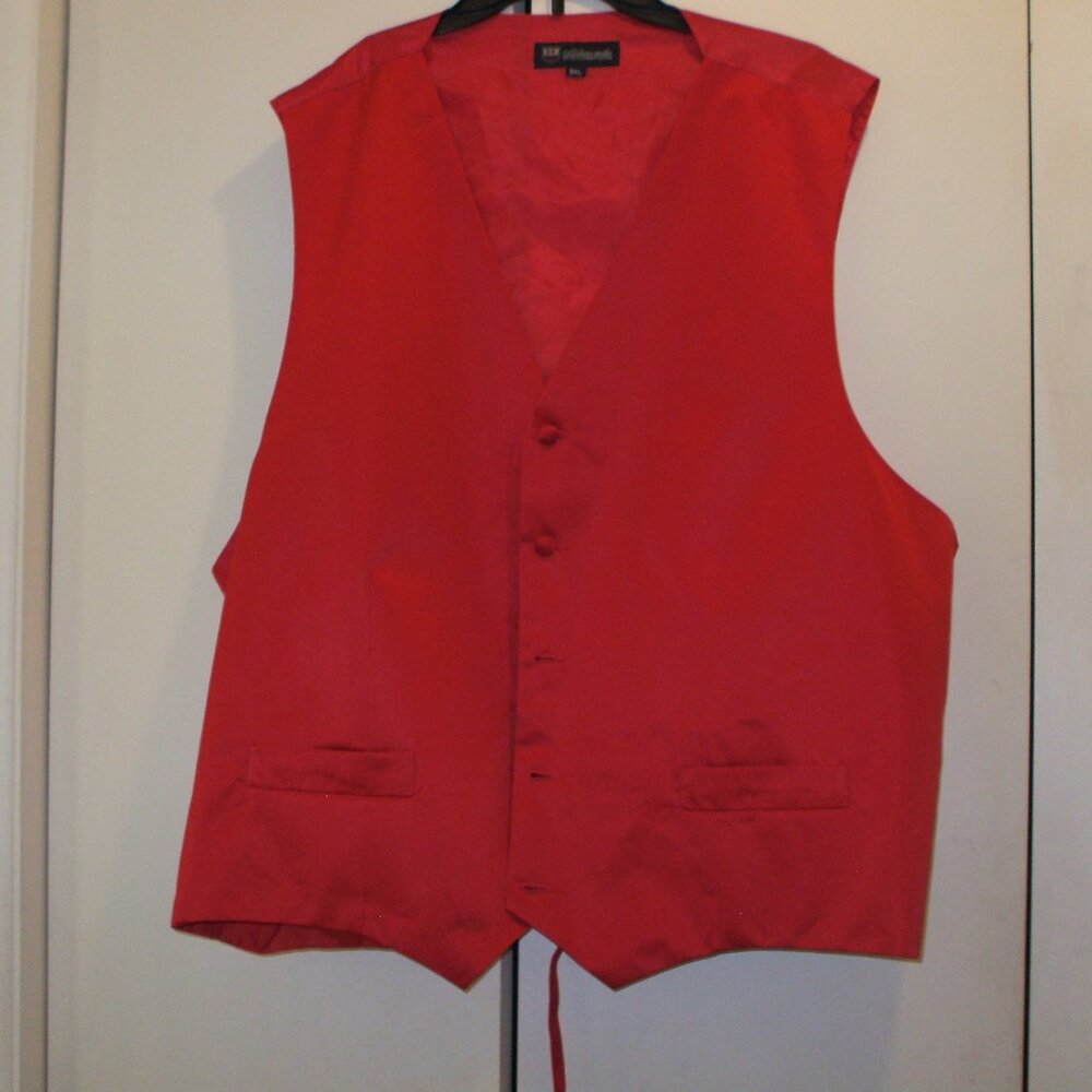 Big Man Milano Moda Men's Red Vest - 3 XL